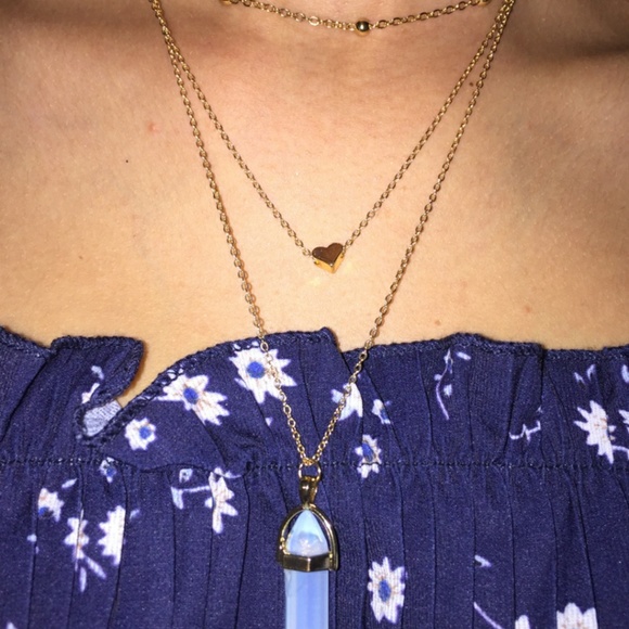 Clear  Gold Layered Necklace - Picture 3 of 7